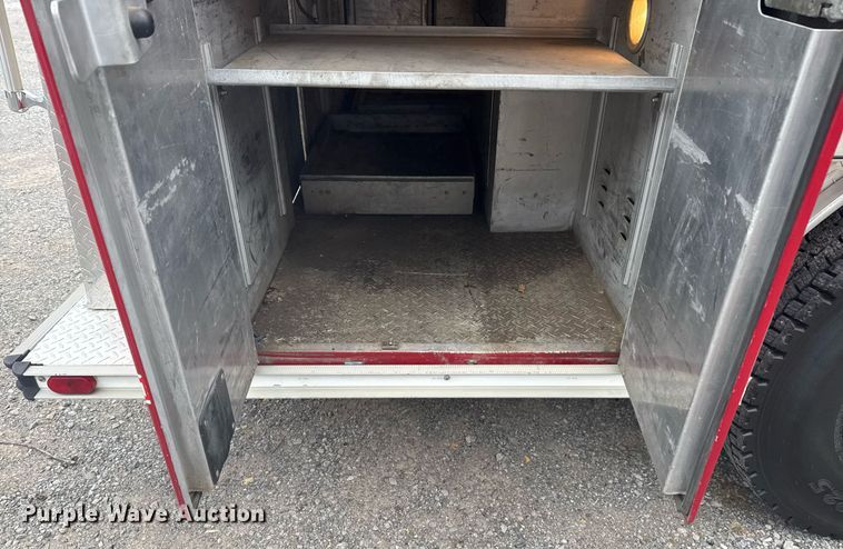 image for item DO7648 1998 Emergency One pumper fire truck