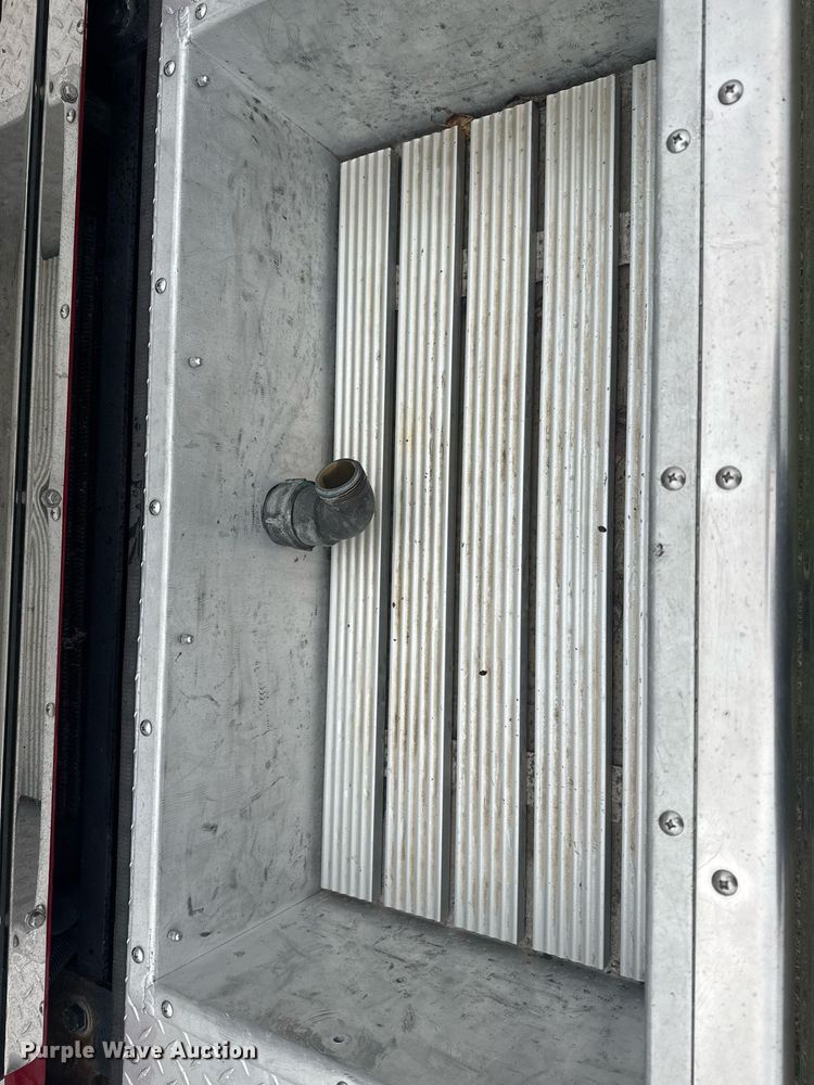 image for item DO7648 1998 Emergency One pumper fire truck