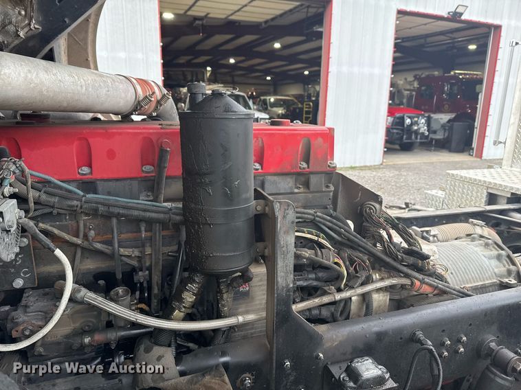 image for item DO7648 1998 Emergency One pumper fire truck