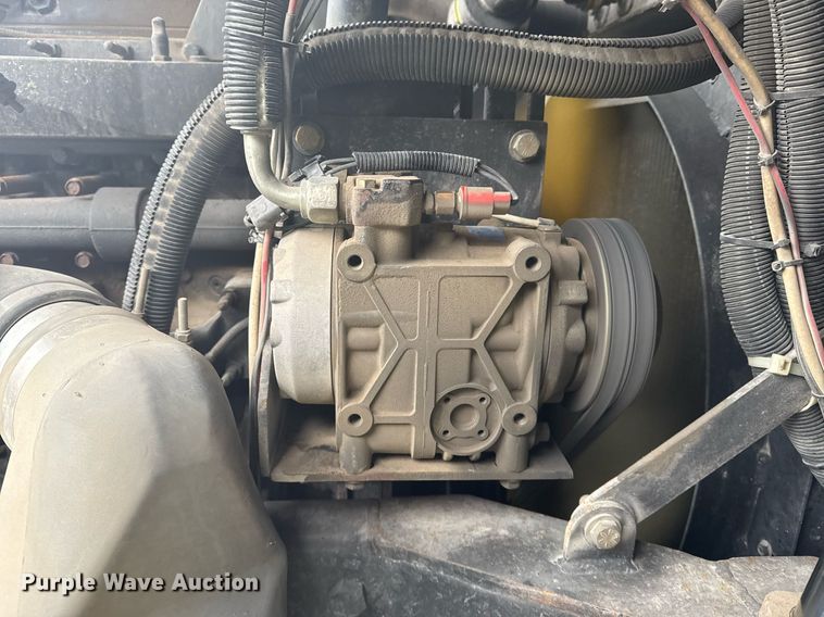 image for item DO7648 1998 Emergency One pumper fire truck