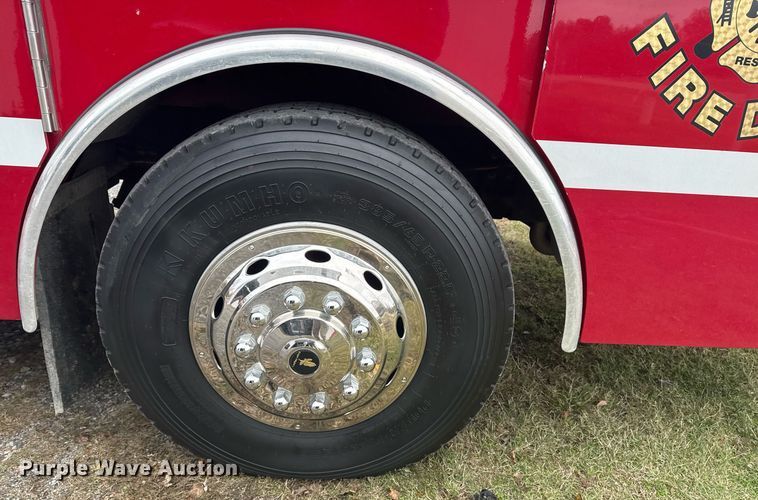 image for item DO7648 1998 Emergency One pumper fire truck