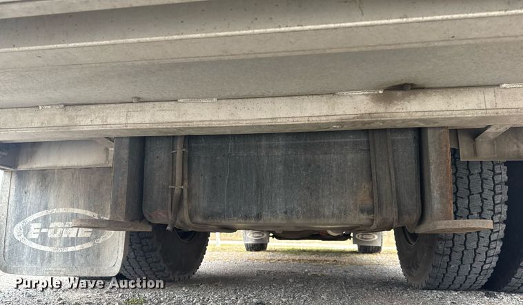 image for item DO7648 1998 Emergency One pumper fire truck