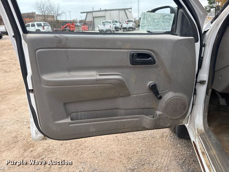 image for item DO7650 2005 GMC Canyon pickup truck