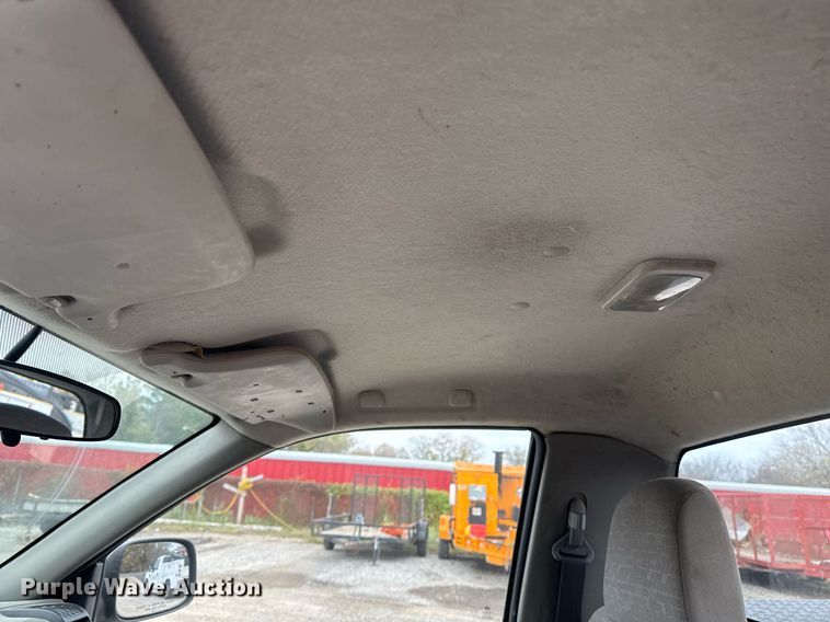 image for item DO7650 2005 GMC Canyon pickup truck