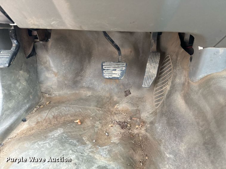 image for item DO7650 2005 GMC Canyon pickup truck