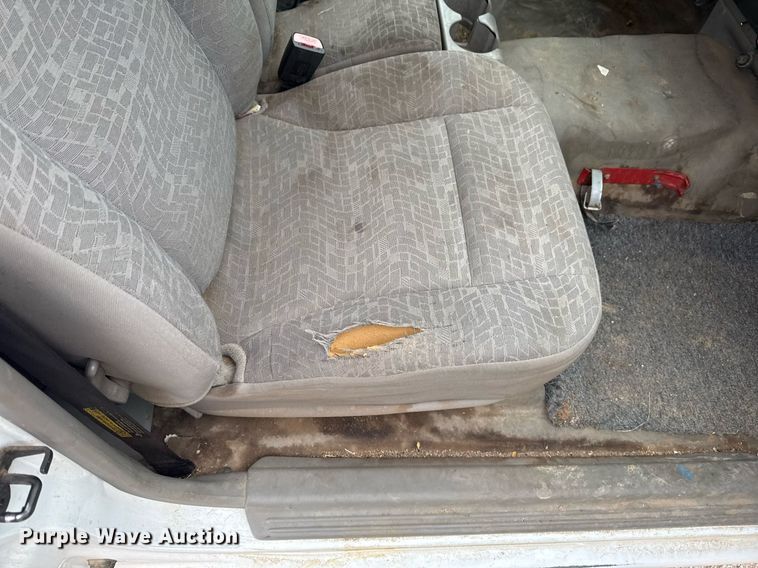 image for item DO7650 2005 GMC Canyon pickup truck