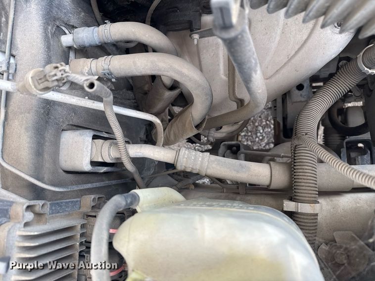 image for item DO7650 2005 GMC Canyon pickup truck