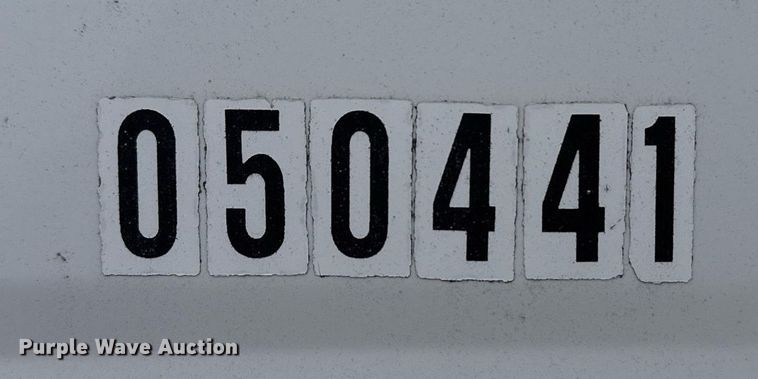 image for item DO7650 2005 GMC Canyon pickup truck