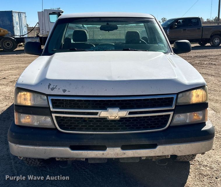 image for item DP5988 2006 Chevrolet Silverado 1500 pickup truck