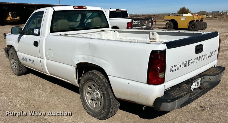 image for item DP5988 2006 Chevrolet Silverado 1500 pickup truck