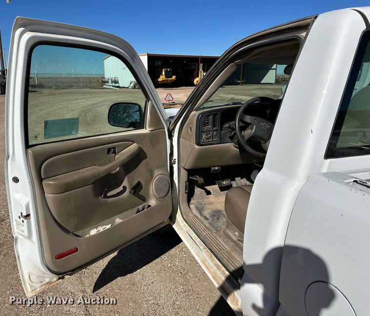 image for item DP5988 2006 Chevrolet Silverado 1500 pickup truck