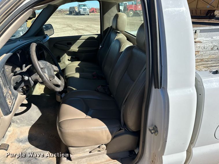 image for item DP5988 2006 Chevrolet Silverado 1500 pickup truck