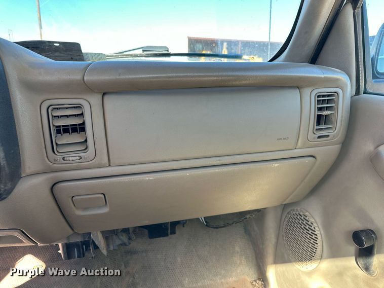 image for item DP5988 2006 Chevrolet Silverado 1500 pickup truck