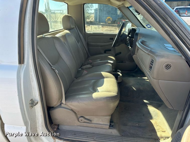 image for item DP5988 2006 Chevrolet Silverado 1500 pickup truck