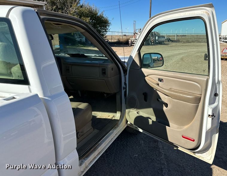 image for item DP5988 2006 Chevrolet Silverado 1500 pickup truck