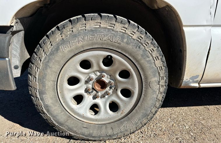 image for item DP5988 2006 Chevrolet Silverado 1500 pickup truck