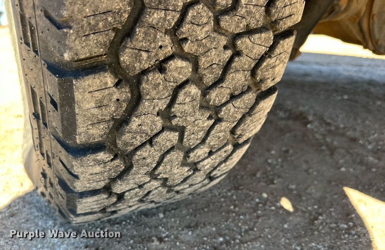 image for item DP5988 2006 Chevrolet Silverado 1500 pickup truck