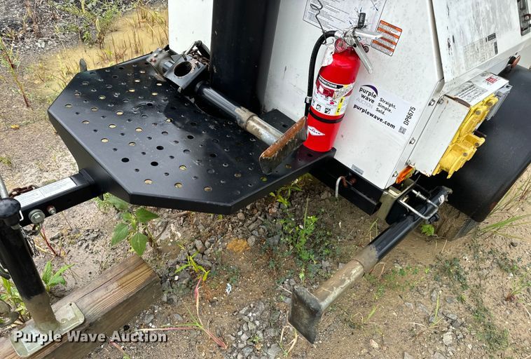 image for item DP6675 Generac Magnum MLT4150MV light plant