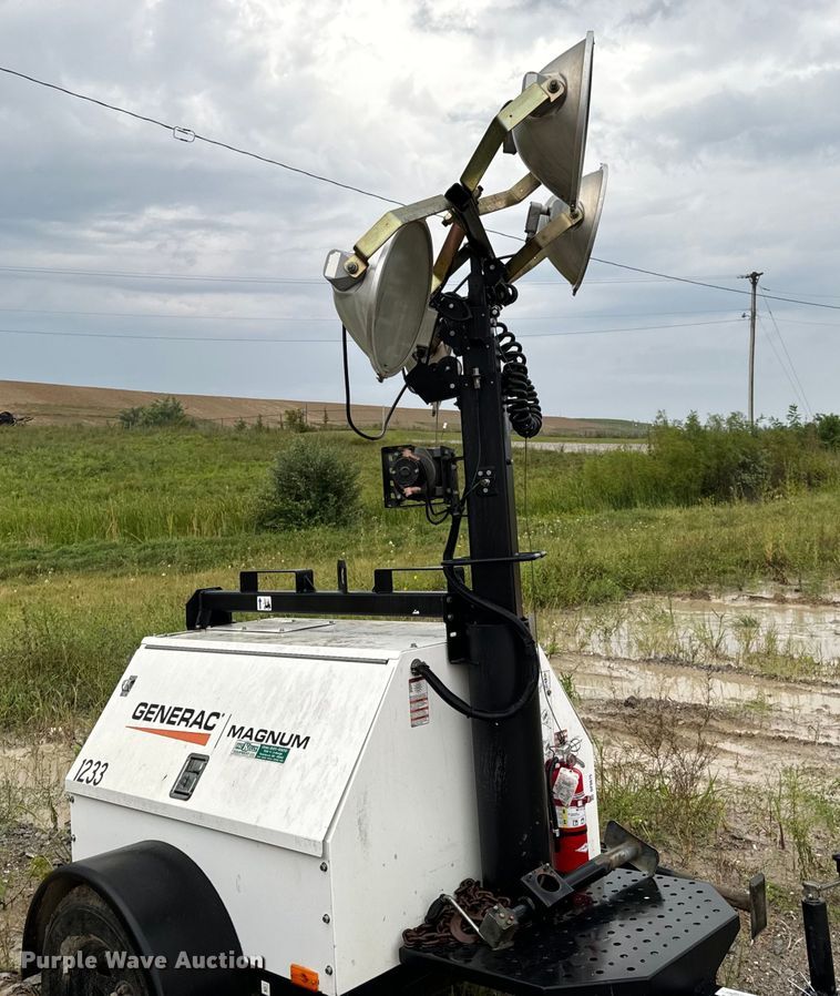 image for item DP6675 Generac Magnum MLT4150MV light plant