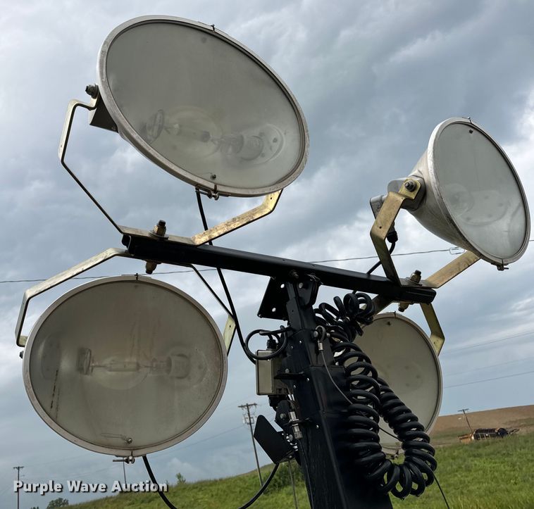 image for item DP6675 Generac Magnum MLT4150MV light plant