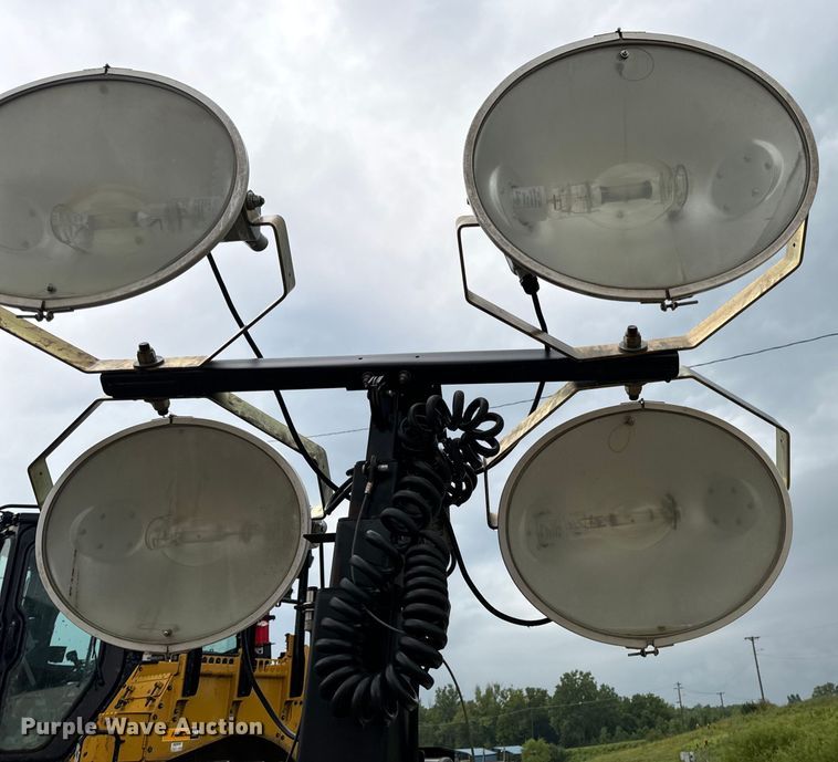 image for item DP6675 Generac Magnum MLT4150MV light plant