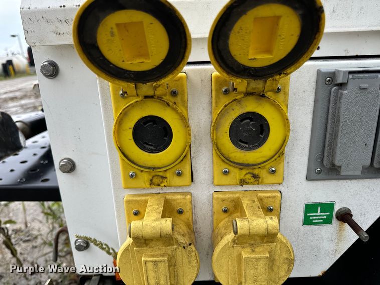 image for item DP6675 Generac Magnum MLT4150MV light plant