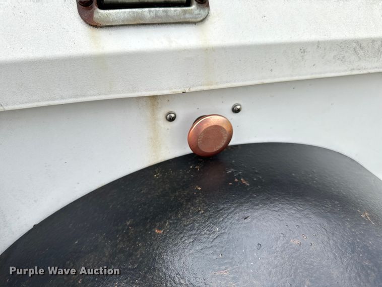 image for item DP6675 Generac Magnum MLT4150MV light plant