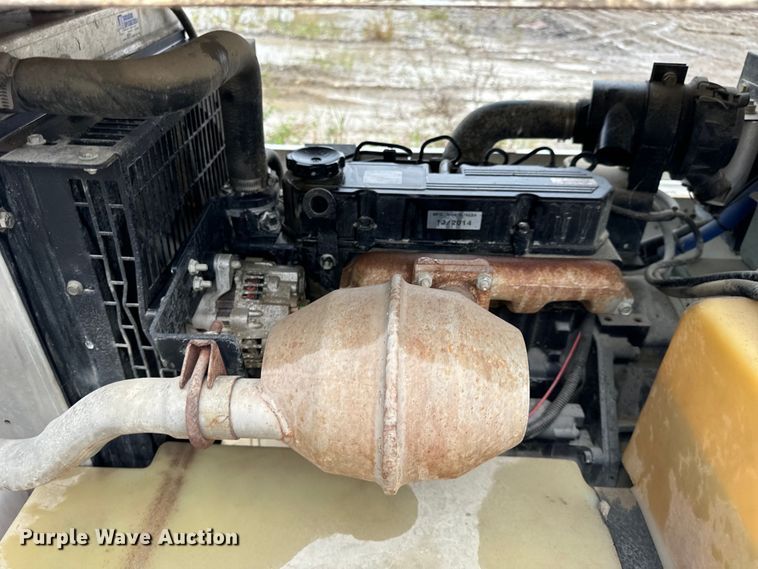 image for item DP6675 Generac Magnum MLT4150MV light plant