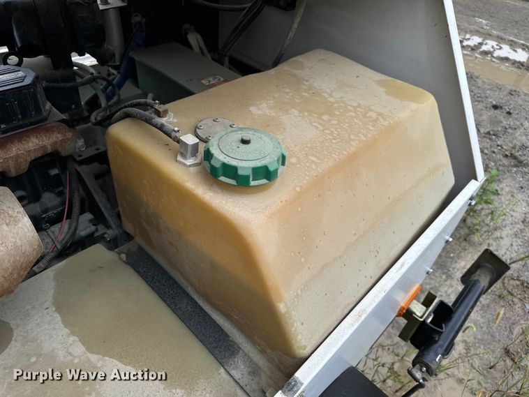 image for item DP6675 Generac Magnum MLT4150MV light plant