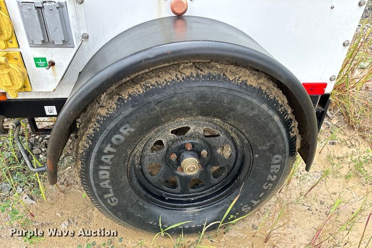 image for item DP6675 Generac Magnum MLT4150MV light plant