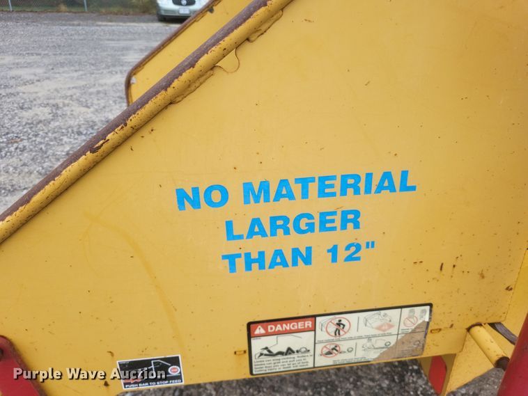 image for item DQ3791 2006 Vermeer BC1000XL wood chipper
