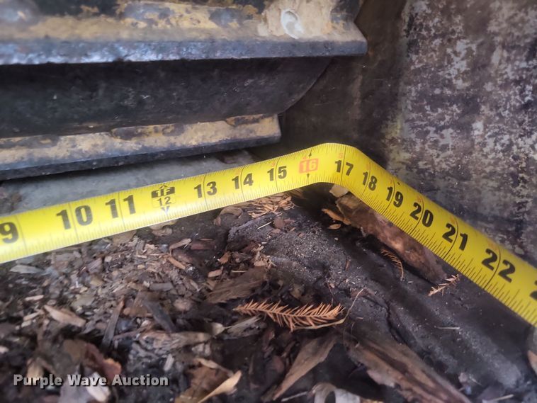 image for item DQ3791 2006 Vermeer BC1000XL wood chipper