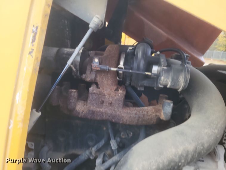 image for item DQ3791 2006 Vermeer BC1000XL wood chipper