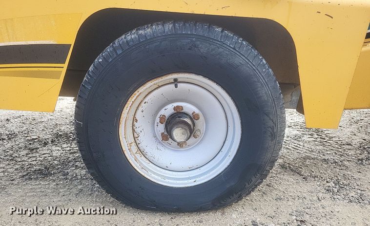 image for item DQ3791 2006 Vermeer BC1000XL wood chipper