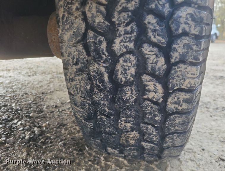 image for item DQ3791 2006 Vermeer BC1000XL wood chipper