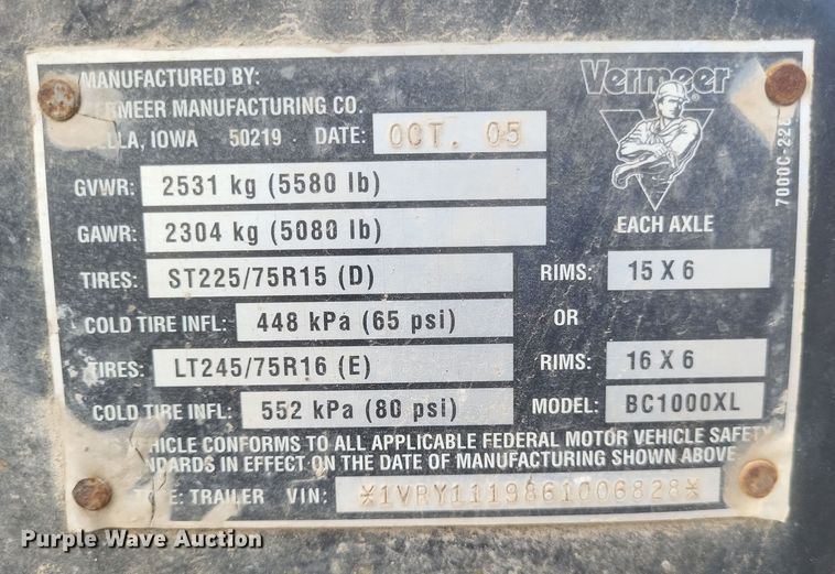 image for item DQ3791 2006 Vermeer BC1000XL wood chipper