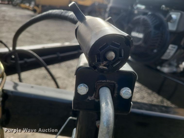 image for item DQ3792 2021 Mauldin MT600 oil distribution trailer