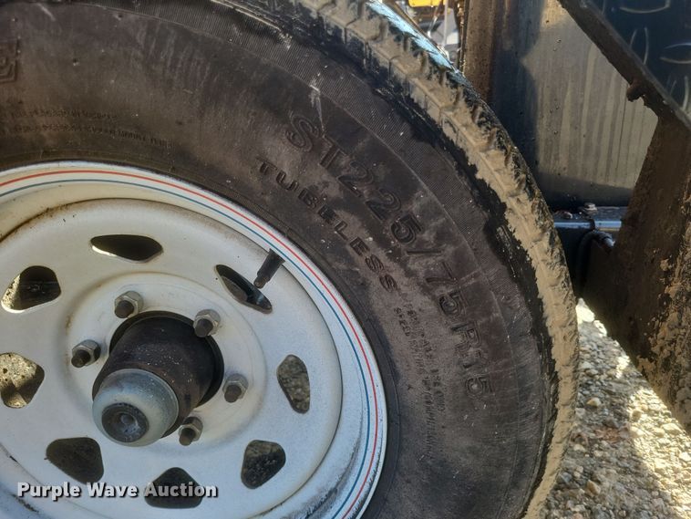 image for item DQ3792 2021 Mauldin MT600 oil distribution trailer