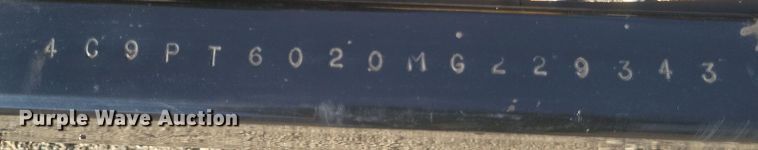 image for item DQ3792 2021 Mauldin MT600 oil distribution trailer