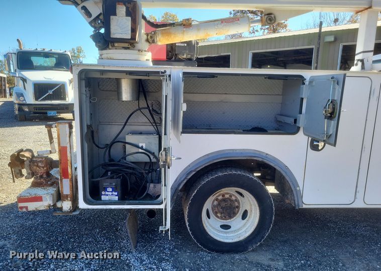 image for item DQ3794 2007 Ford F450 Super Duty XL utility / service truck
