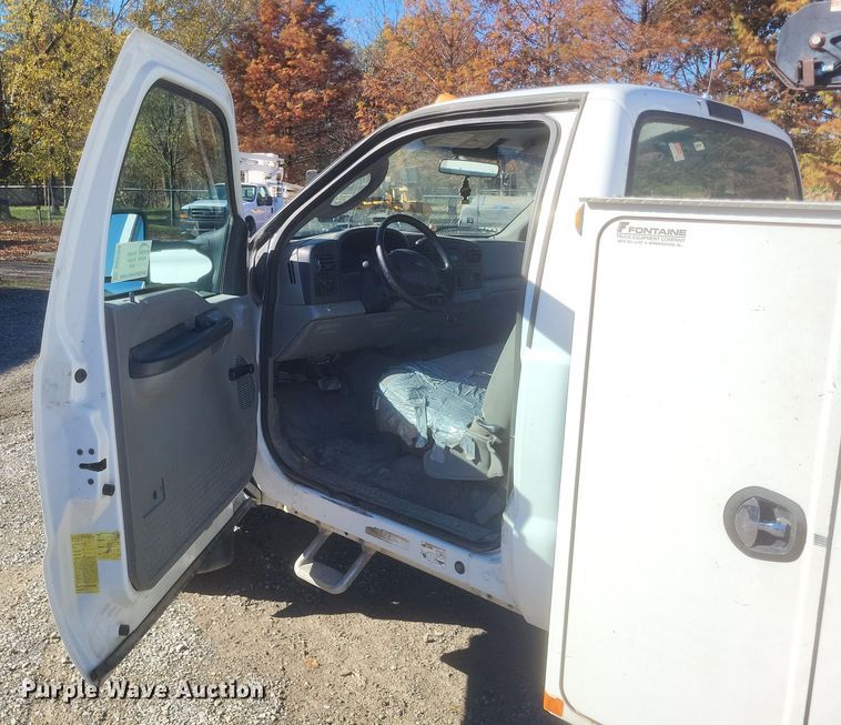 image for item DQ3794 2007 Ford F450 Super Duty XL utility / service truck
