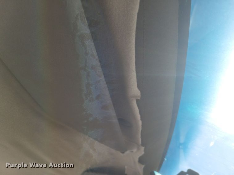 image for item DQ3795 1999 Ford F550 bucket truck