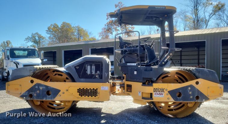 image for item DQ3796 2017 Volvo DD120C double drum vibratory roller