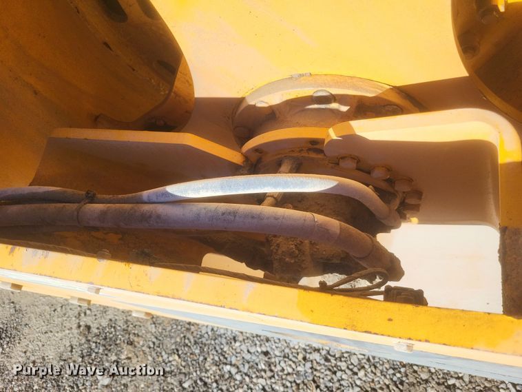 image for item DQ3796 2017 Volvo DD120C double drum vibratory roller