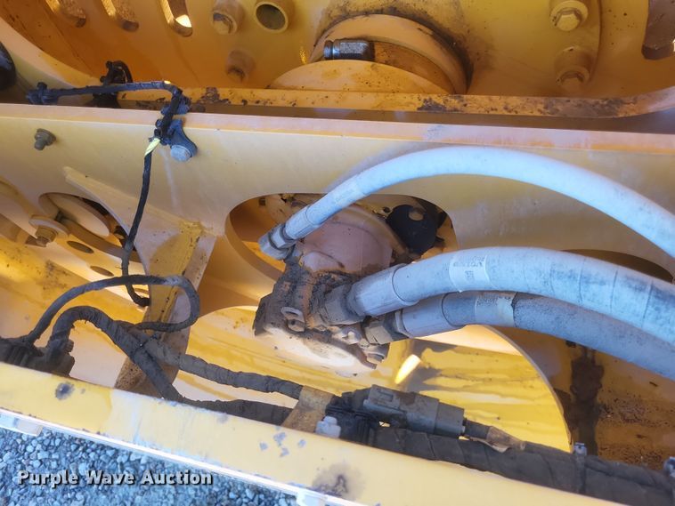 image for item DQ3796 2017 Volvo DD120C double drum vibratory roller