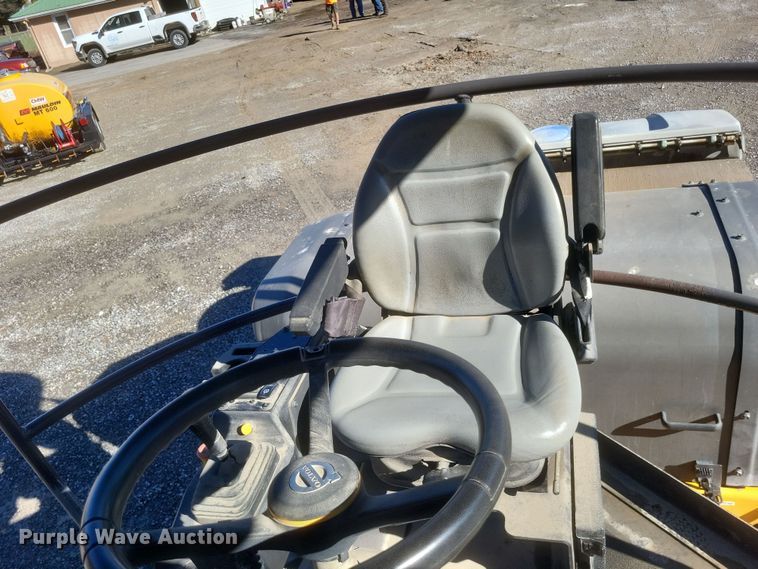 image for item DQ3796 2017 Volvo DD120C double drum vibratory roller