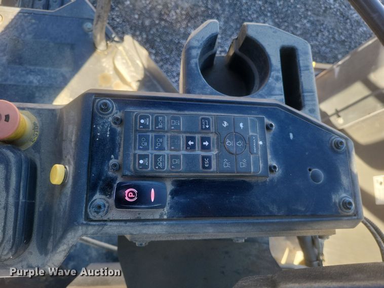 image for item DQ3796 2017 Volvo DD120C double drum vibratory roller