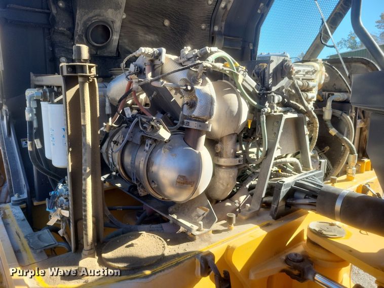 image for item DQ3796 2017 Volvo DD120C double drum vibratory roller