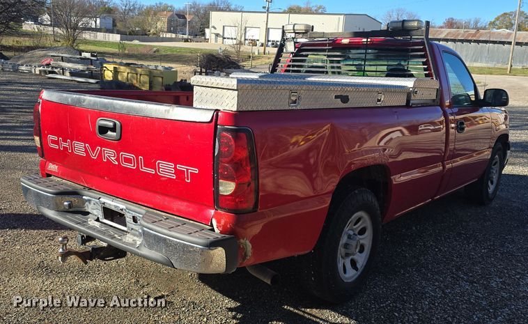 image for item DQ5306 2006 Chevrolet Silverado 1500 pickup truck
