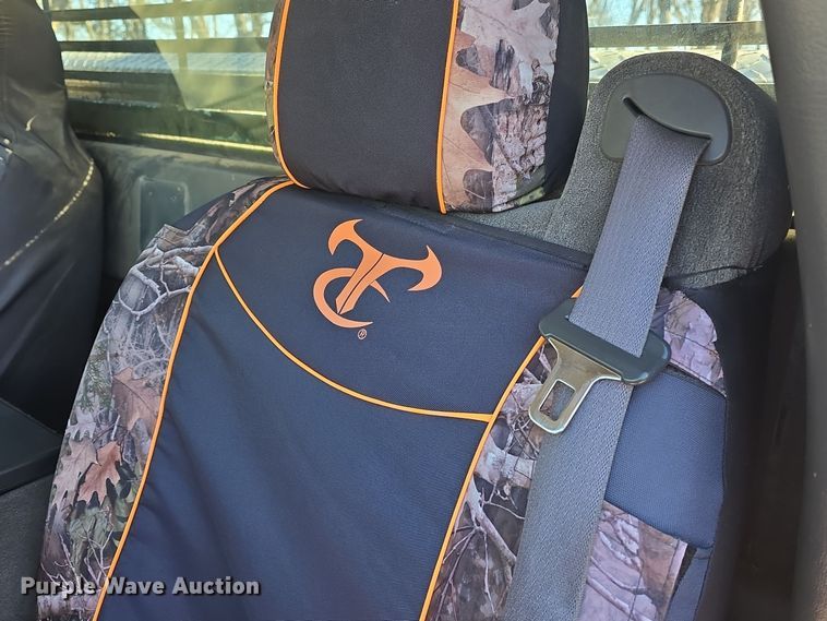 image for item DQ5306 2006 Chevrolet Silverado 1500 pickup truck